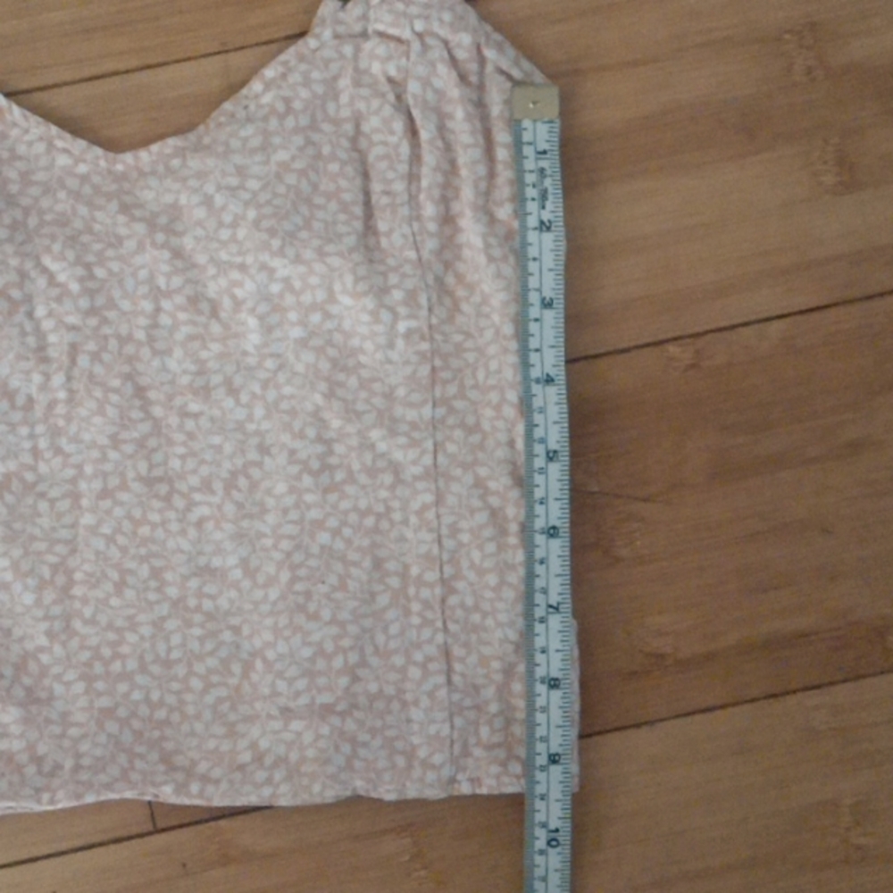Abercrombie & Fitch Textured Blush Crop Tank Top - Picture 7 of 8